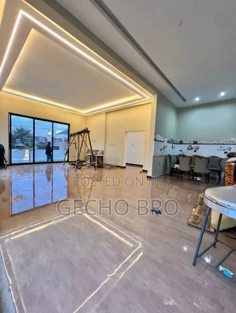 Furnished 4bdrm Villa in Bole for sale