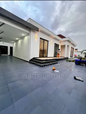Furnished 4bdrm Villa in Bole for sale