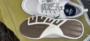 Hurley Exeter Men's Casual Shoe, a Lightweight, Sporty Sneaker