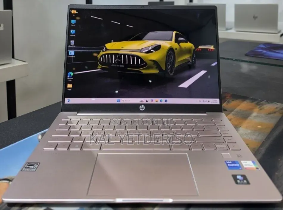 New Laptop HP Pavilion 14 16GB Intel Core i7 SSD 512GB