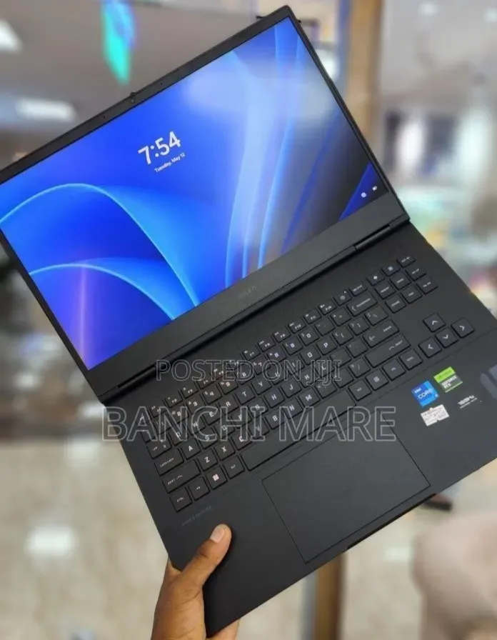 New Laptop HP Omen 16 16GB Intel Core i7 SSD 1T