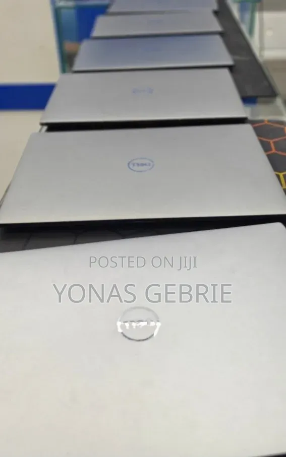 New Laptop Dell 16GB Intel Core i7 SSD 512GB