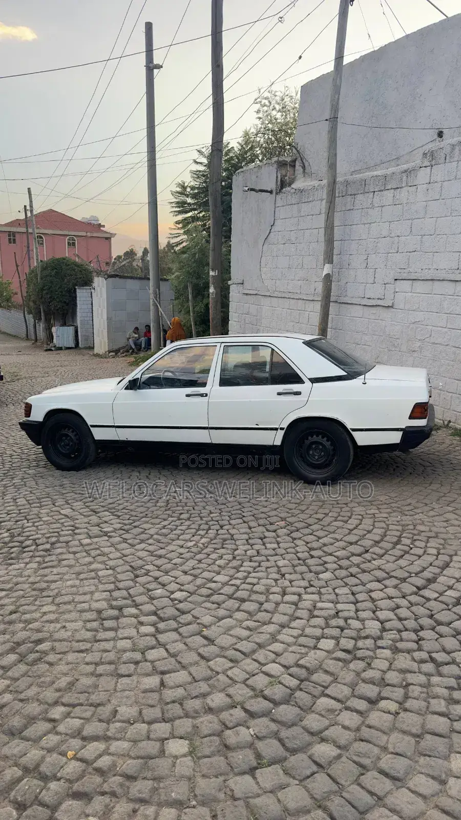 Mercedes-Benz 190 E 1983 White