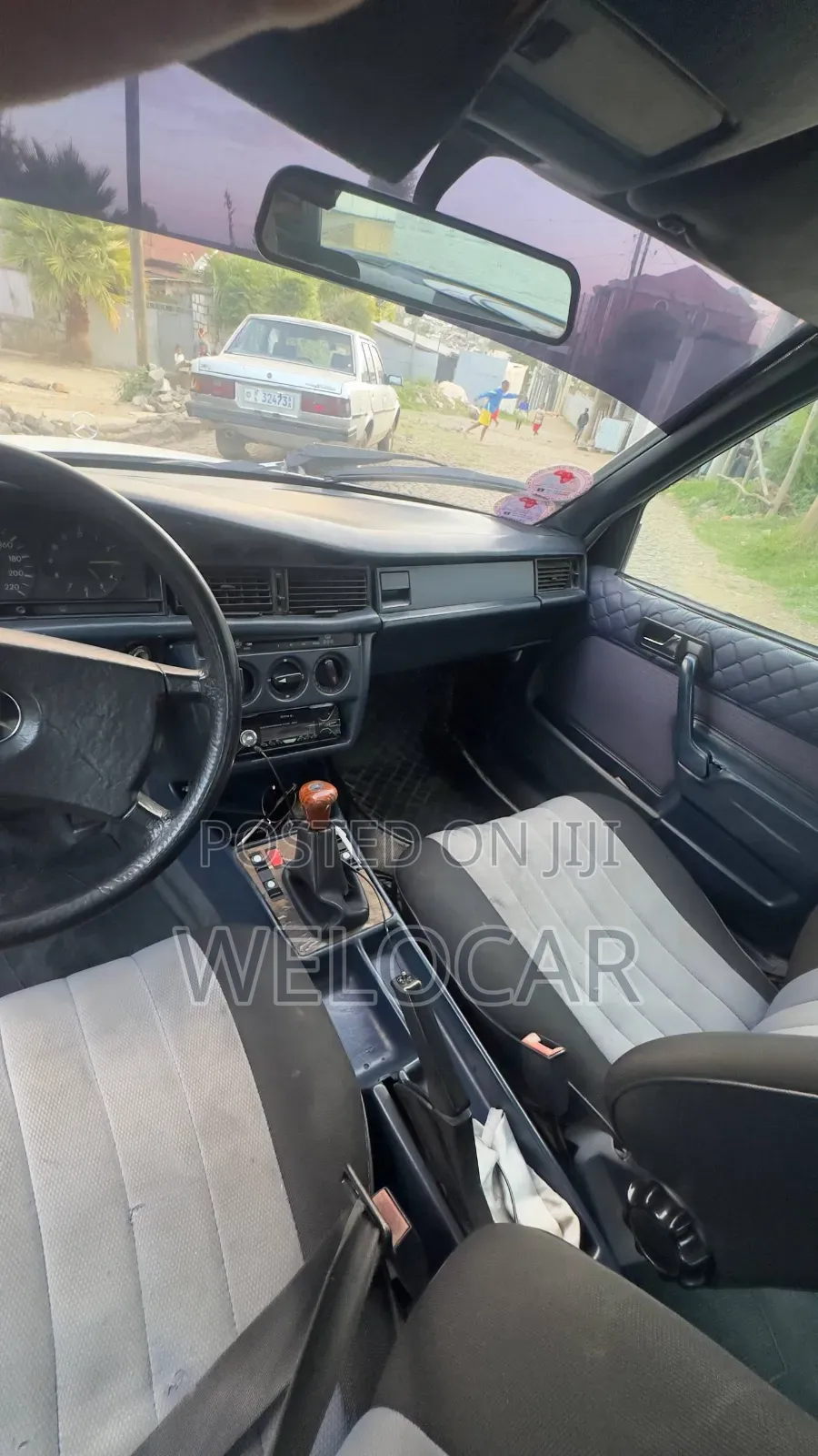 Mercedes-Benz 190 E 1983 White