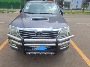 Toyota Hilux 2012 Gray