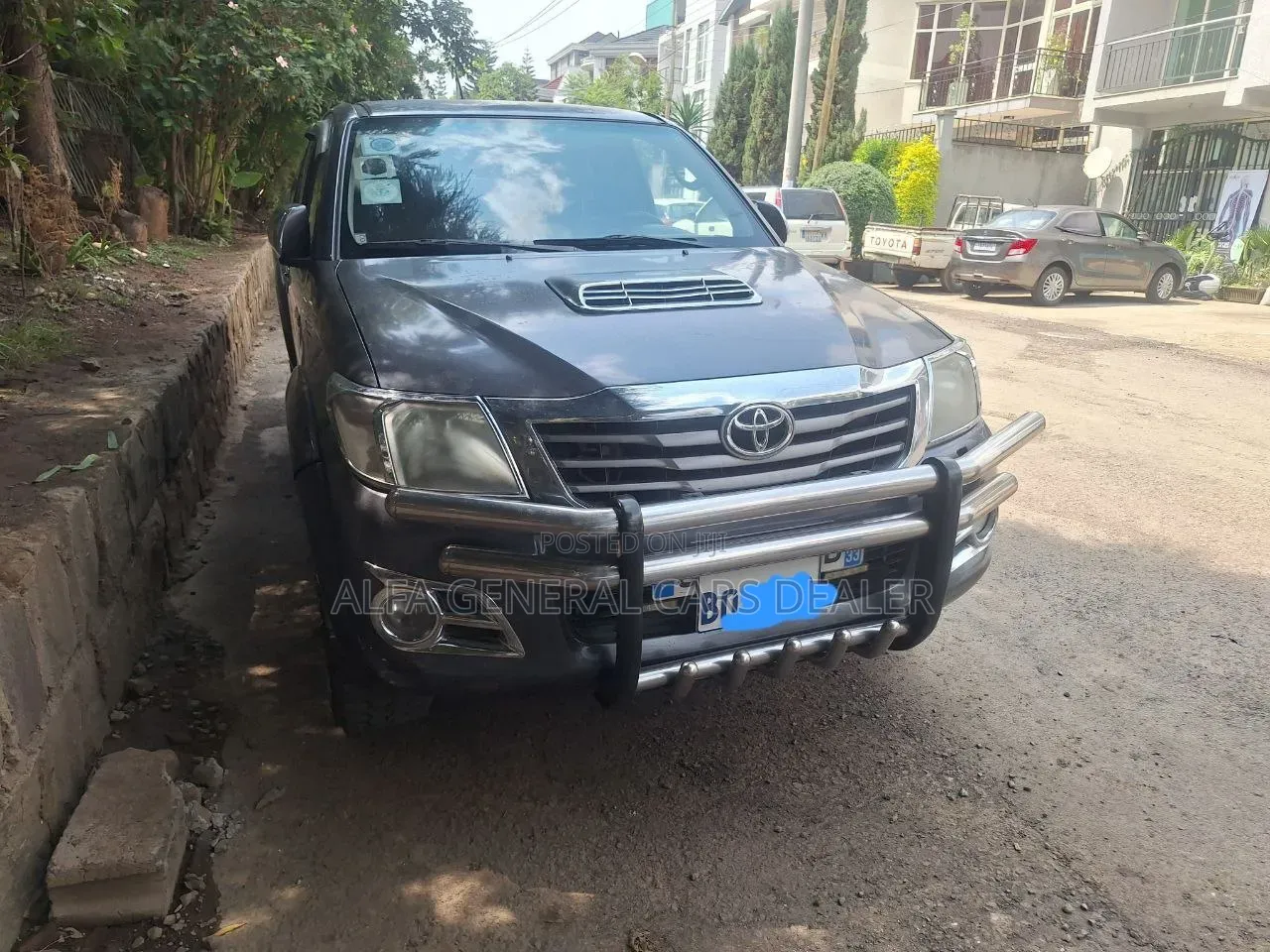 Toyota Hilux 2012 Gray