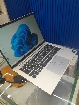 New Laptop HP EliteBook 840 G9 16GB Intel Core i7 SSD 512GB