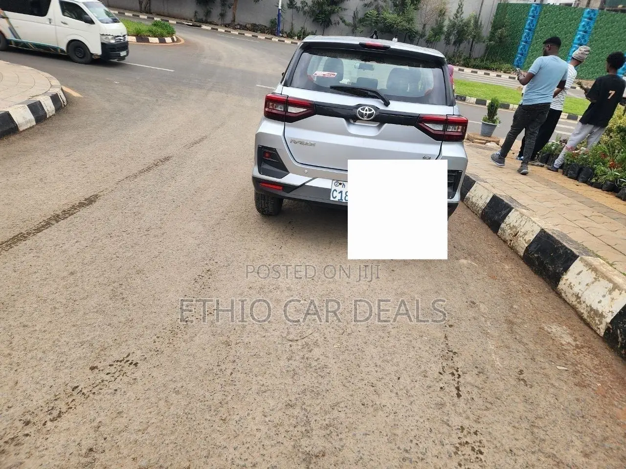 Toyota Raize 2023 Silver