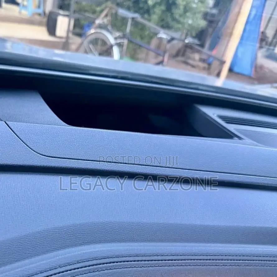 Volkswagen ID.4 2024 Gray