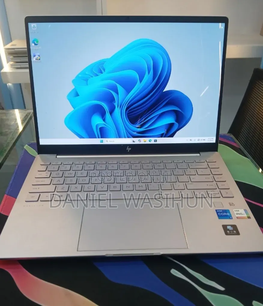 New Laptop HP Pavilion 14 16GB Intel Core i7 SSD 1T