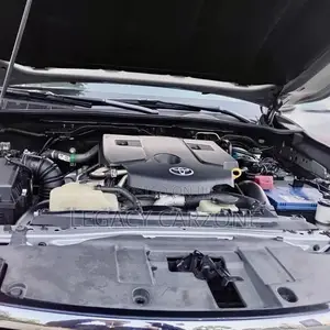 Toyota Hilux 2018 Silver