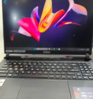 New Laptop MSI Raider GE68HX 13VI-202US 16GB Intel Core i9 SSD 1T