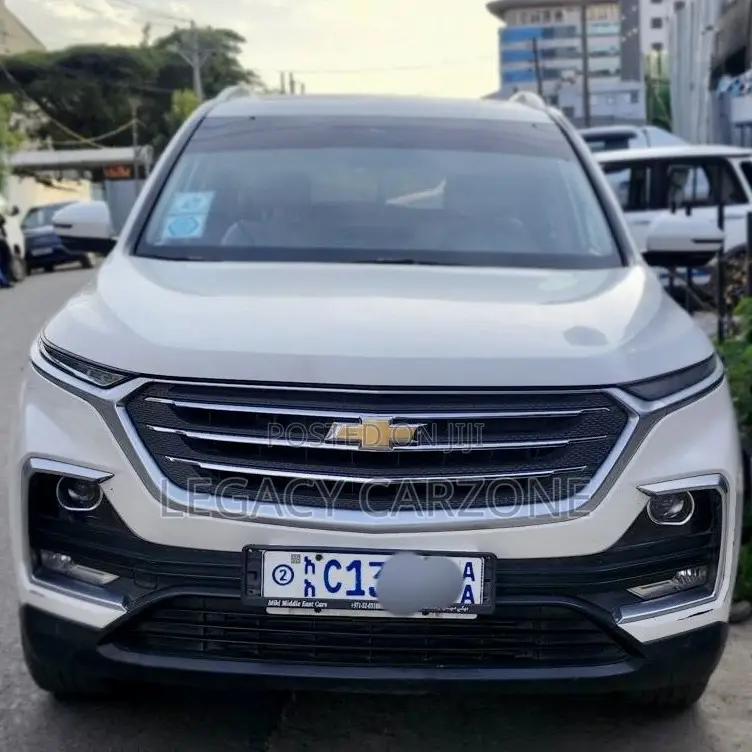 Chevrolet Captiva 2022 White