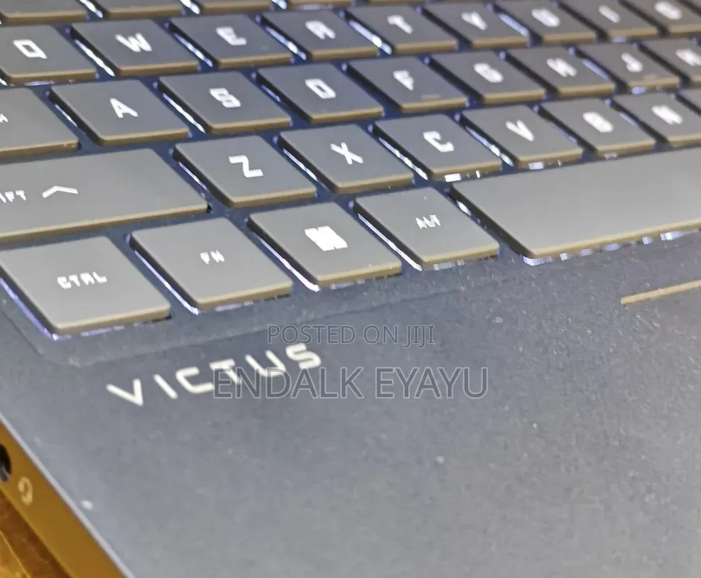New Laptop HP Victus 16 16GB Intel Core i7 SSD 1T