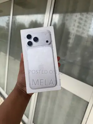 New Apple iPhone 17 Pro Max 256 GB Silver