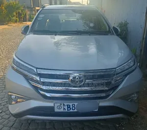 Toyota Rush 2021 Silver
