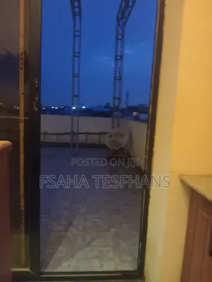 Furnished 1bdrm Apartment in Apartment, Yeka for rent