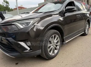 Toyota RAV4 2018 Burgundy
