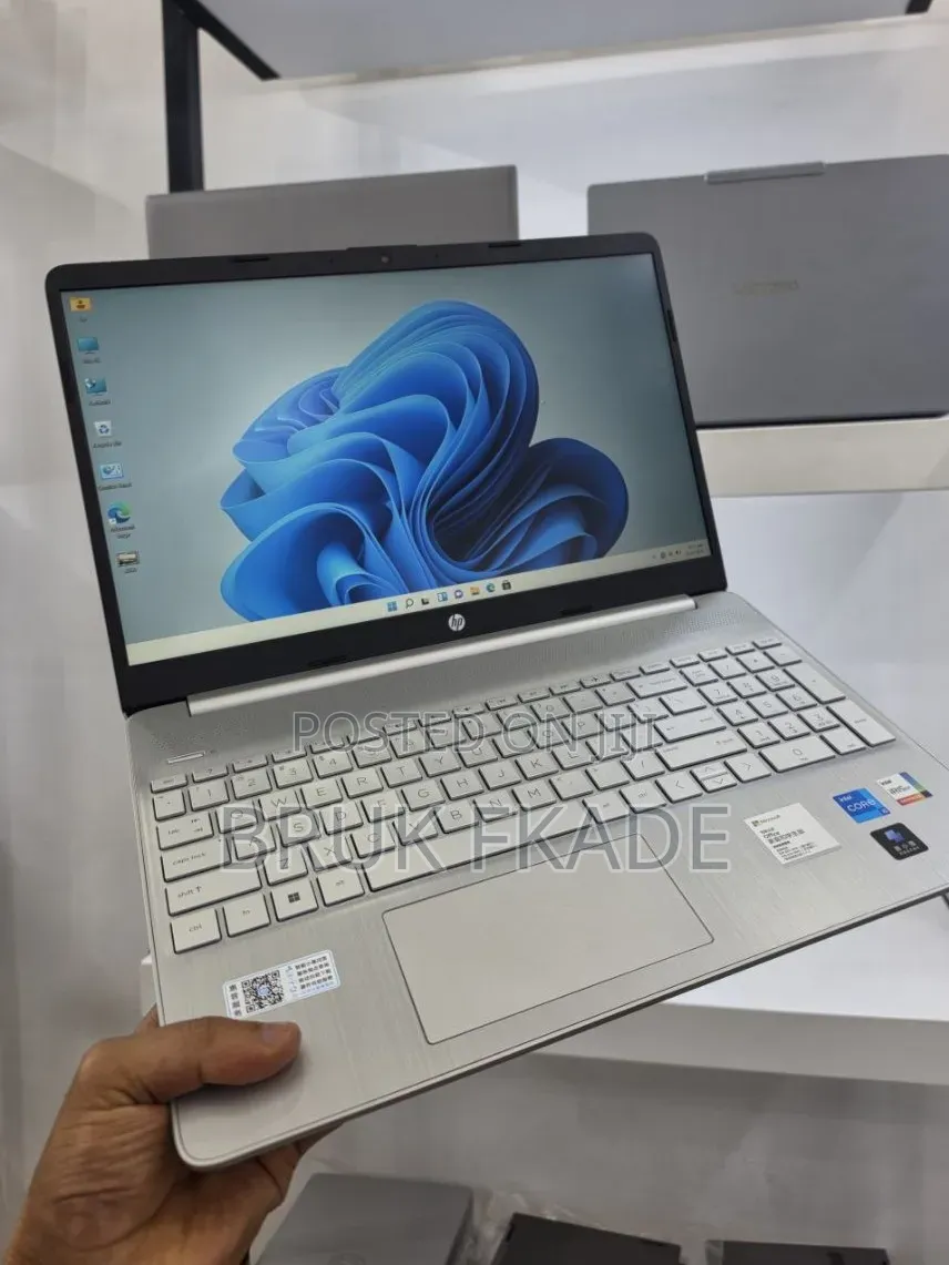 New Laptop HP Stream Notebook 16GB Intel Core i5 SSD 512GB