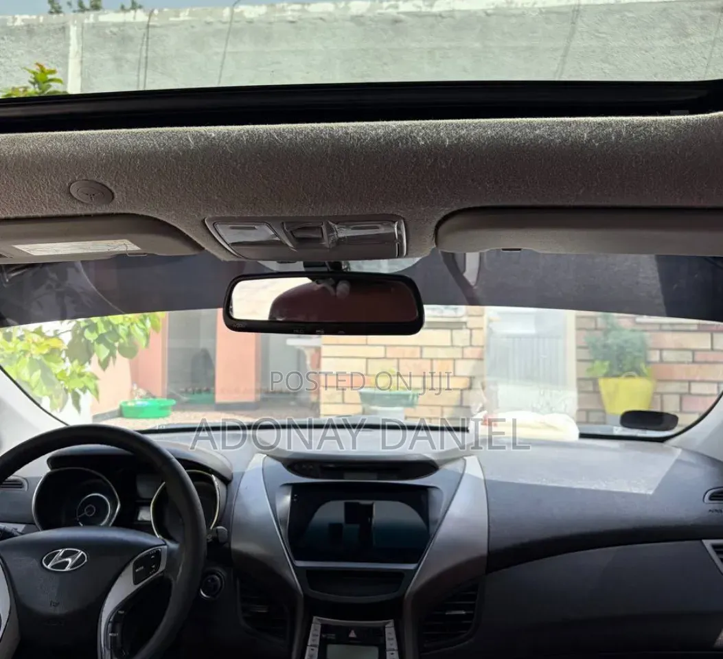 Hyundai Avante 2012 Gray