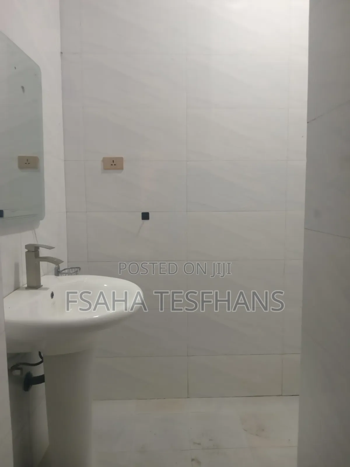 Furnished 1bdrm Apartment in Apartment, Yeka for rent