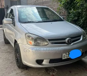 Toyota Platz 2005 Silver