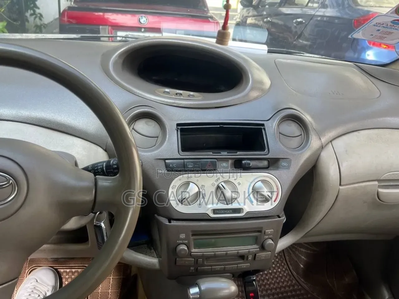 Toyota Platz 2005 Silver
