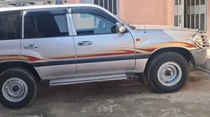 Toyota Land Cruiser 2004 Silver