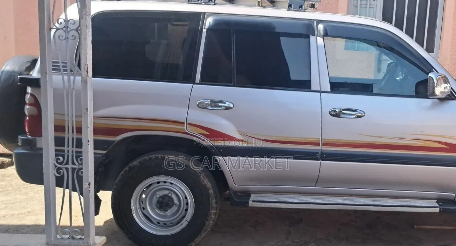 Toyota Land Cruiser 2004 Silver
