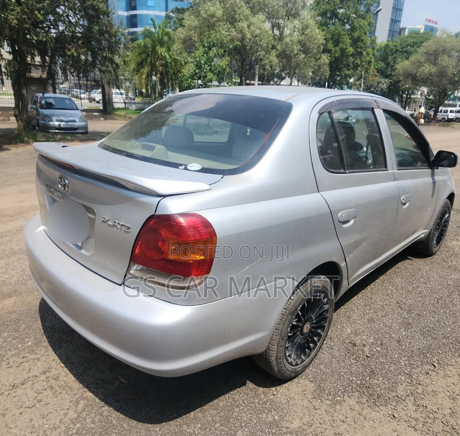 Toyota Platz 2005 Silver