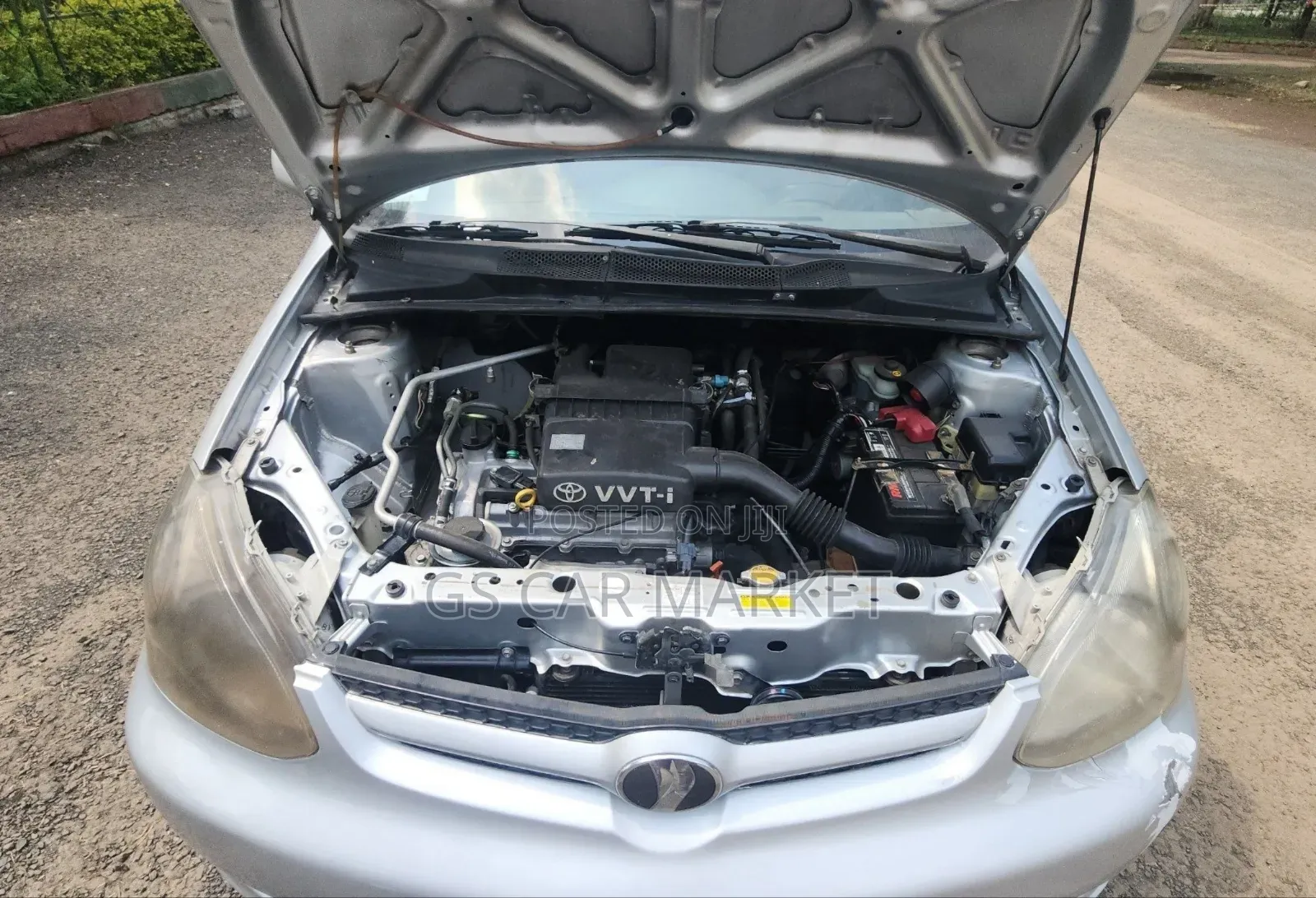 Toyota Platz 2005 Silver