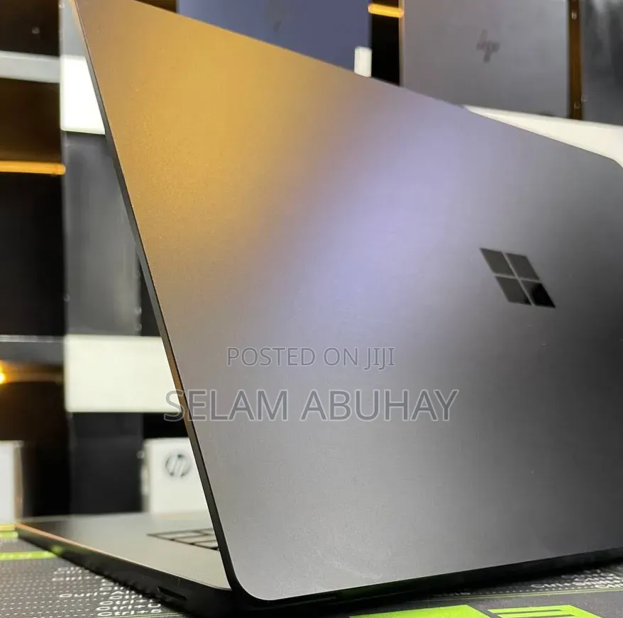 New Laptop Microsoft Surface 16GB Intel Core i7 SSD 512GB
