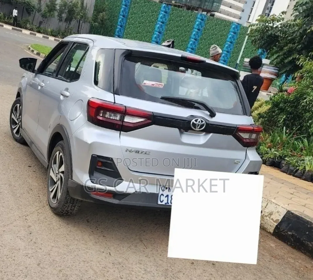 Toyota Raize 2022 Silver