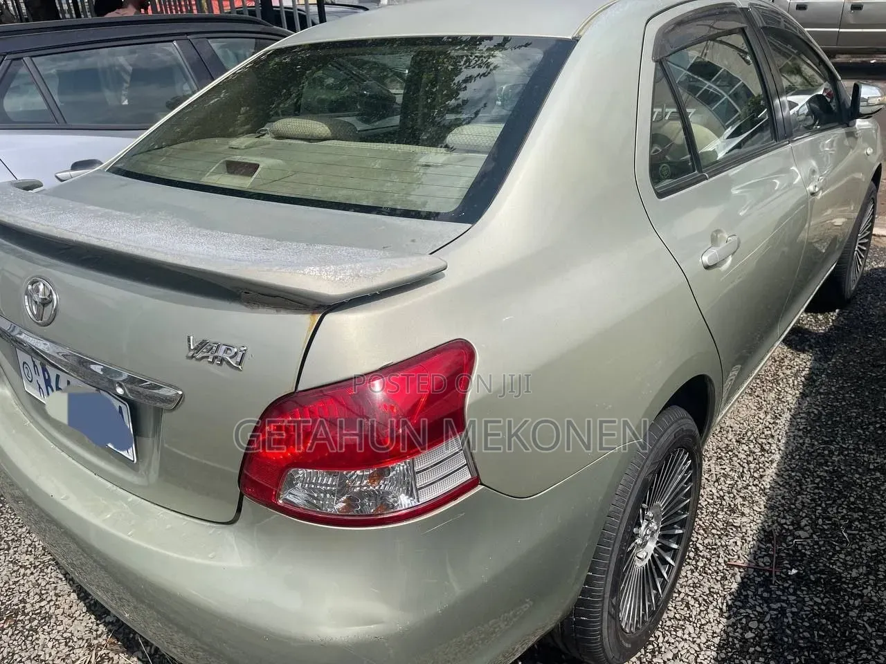 Toyota Belta 2010 Gold