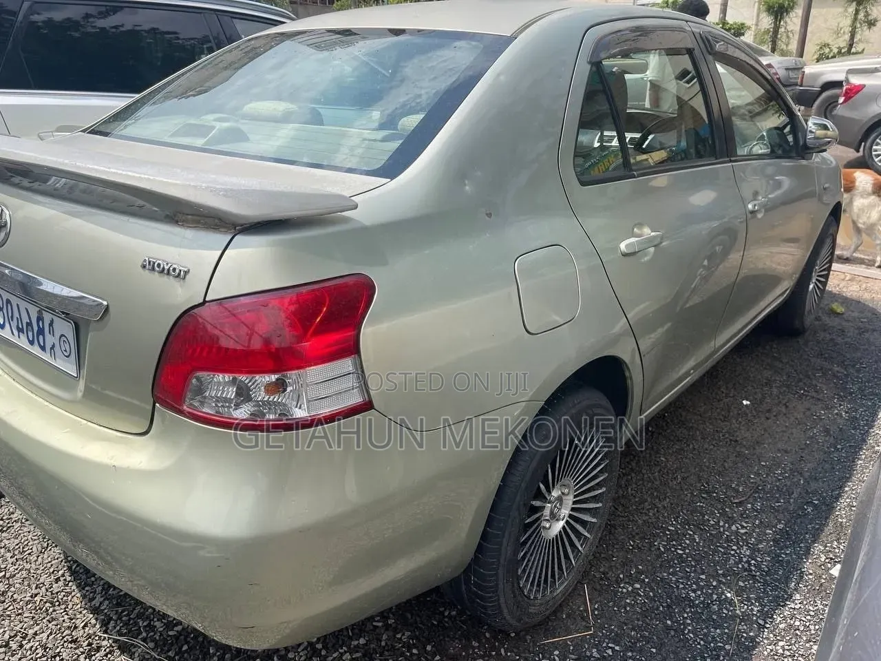Toyota Belta 2010 Gold