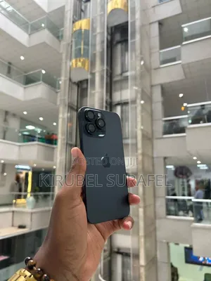 New Apple iPhone 15 Pro Max 256 GB Black