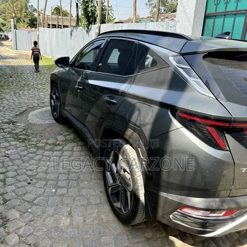 Hyundai Tucson 2022 Gray