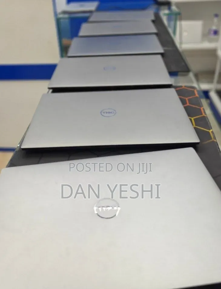 New Laptop Dell 16GB Intel Core i7 SSD 512GB