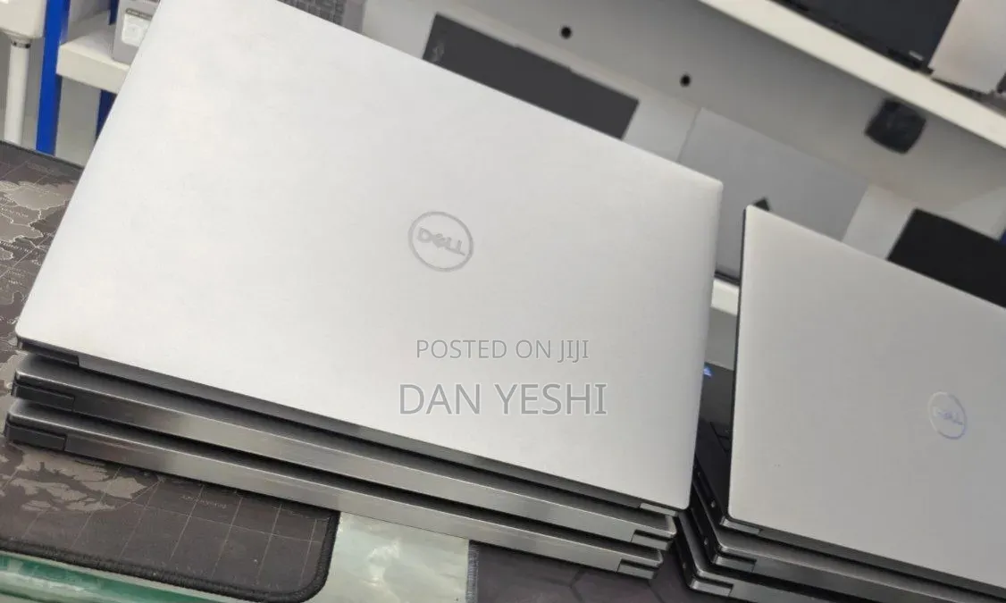 New Laptop Dell 16GB Intel Core i7 SSD 512GB