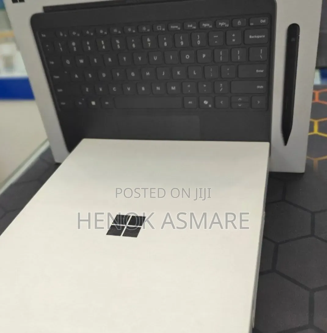New Laptop Microsoft Surface 16GB Qualcomm Snapdragon X Plus SSD 512GB