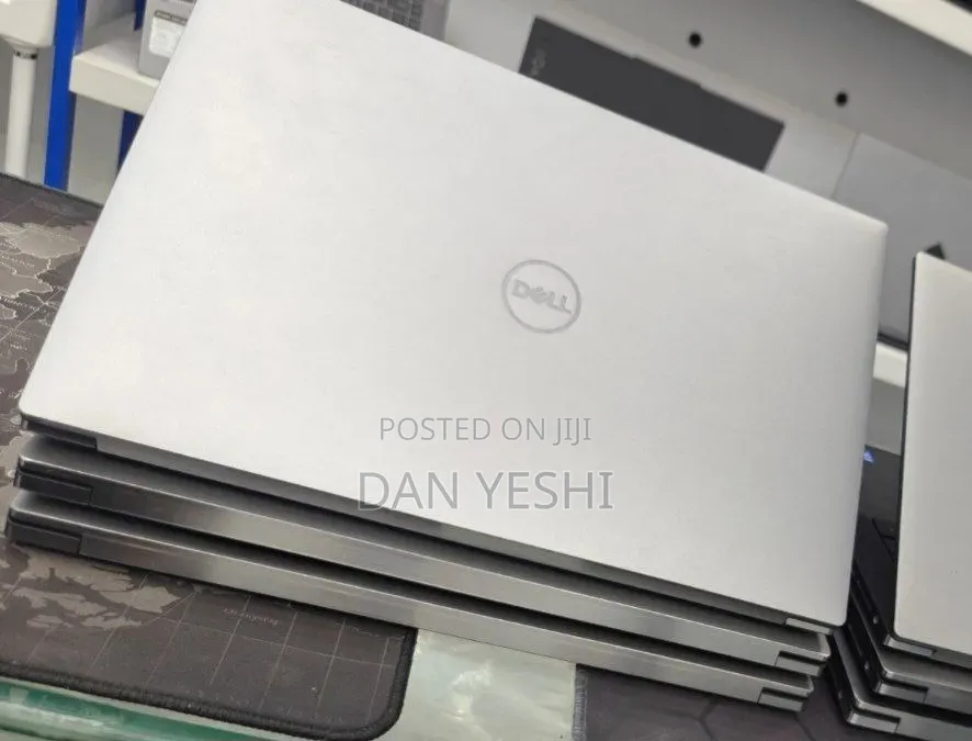 New Laptop Dell 16GB Intel Core i7 SSD 512GB