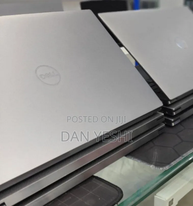 New Laptop Dell 16GB Intel Core i7 SSD 512GB