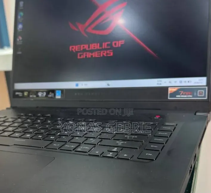 New Laptop Asus 16GB AMD Ryzen 9 SSD 512GB