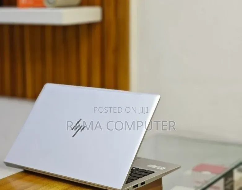 New Laptop HP Pavilion 14 16GB Intel Core i7 SSD 1T