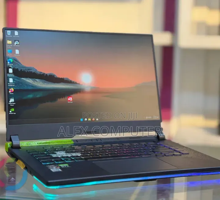 New Laptop Asus ROG Strix G15 16GB AMD Ryzen 9 SSD 512GB