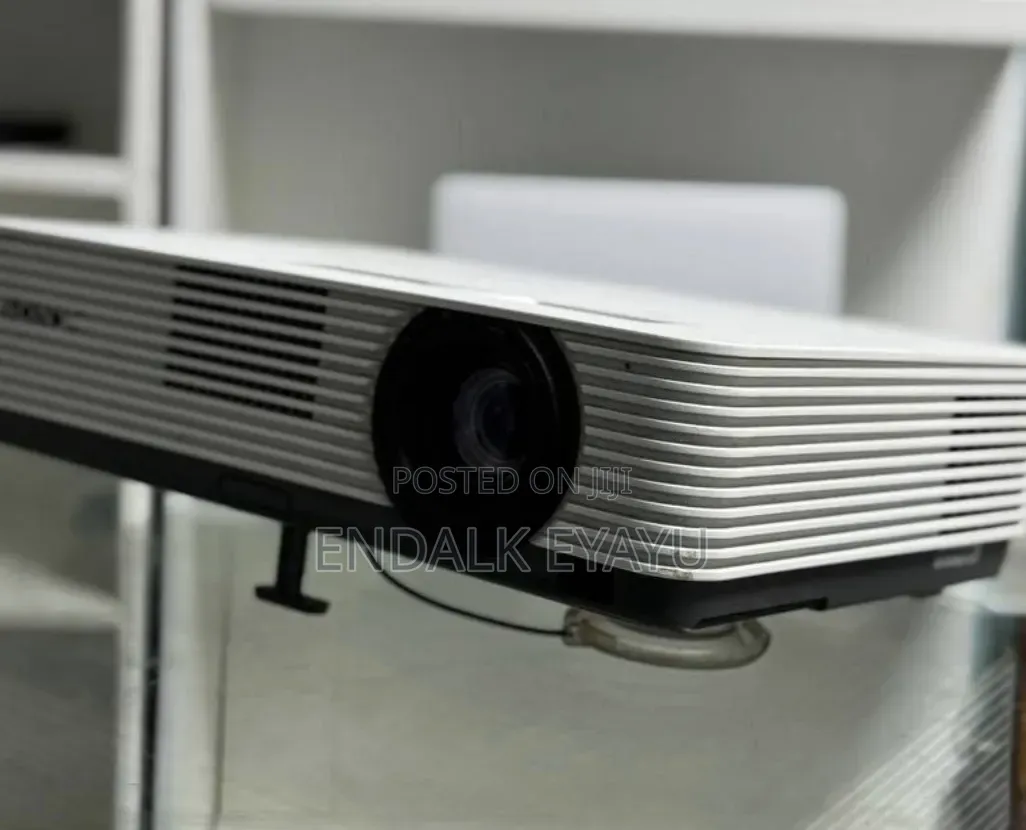Sony Projector VPL-Dx 221