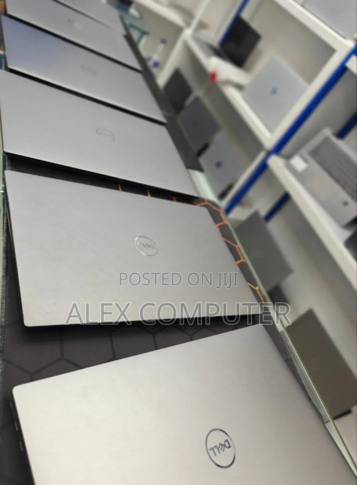 New Laptop Dell Studio 15 1555 16GB Intel Core i7 SSD 512GB