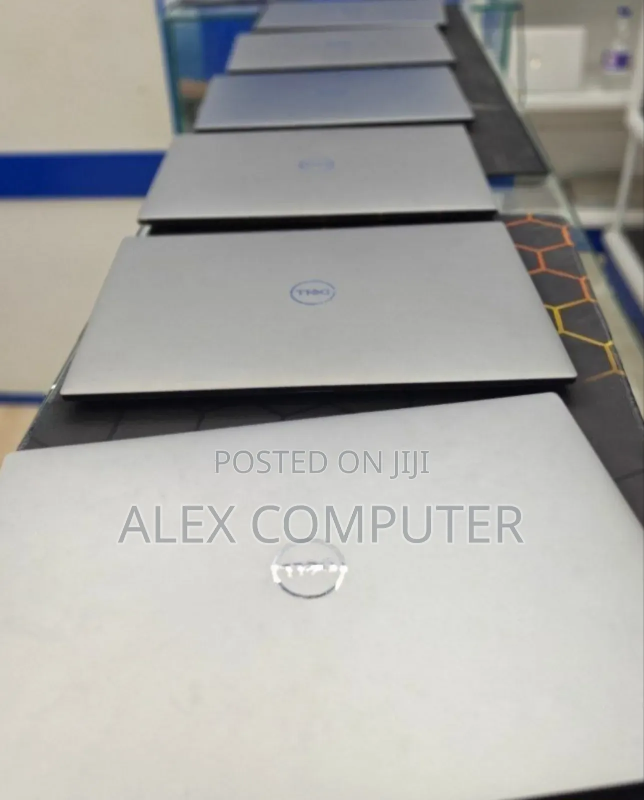 New Laptop Dell Studio 15 1555 16GB Intel Core i7 SSD 512GB
