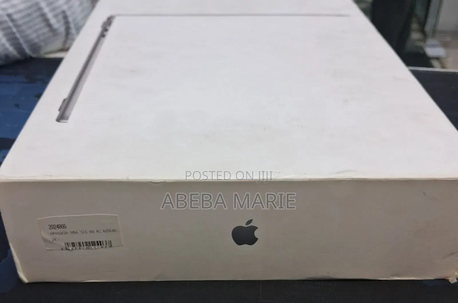 New Laptop Apple MacBook Air 2024 M3 8GB Apple M3 SSD 256GB
