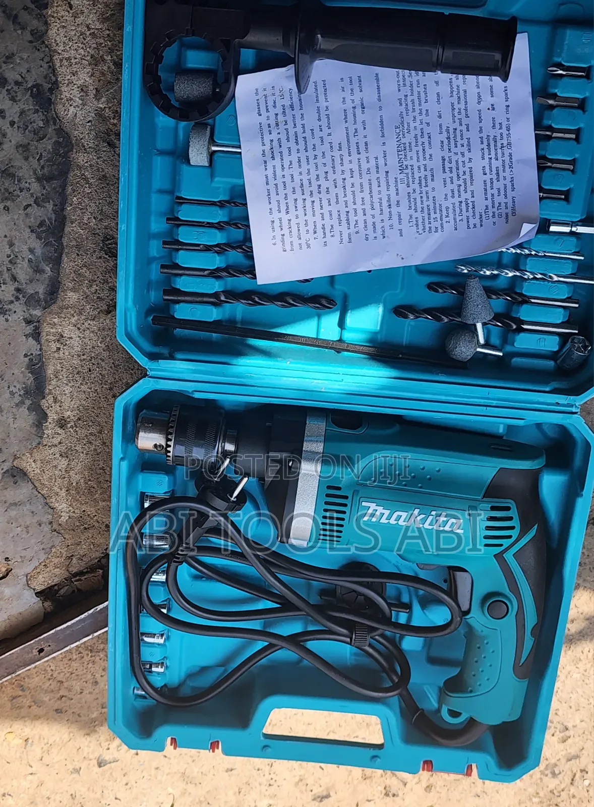 Makita Drill 710w